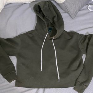 CROP HOODIE